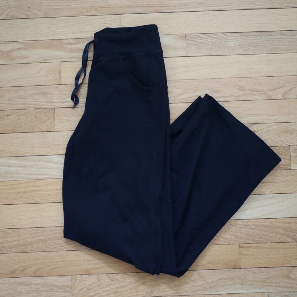 Lululemon Black Still Grounded Flare Leg Yoga Pants with Pockets Womens 2 - Picture 4 of 13